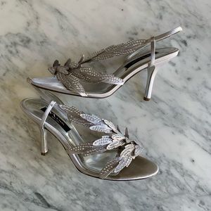 Nina Strappy Silver Sequin Glitter Bridal Special Occasion Holiday Heels Size 9M